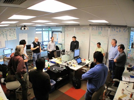 8666.pp-Team-Room_4C3230AF